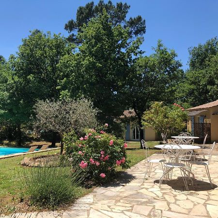 Le Clos Des Cigales Roussillon  Exterior photo