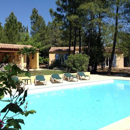 Le Clos Des Cigales Roussillon  Room photo