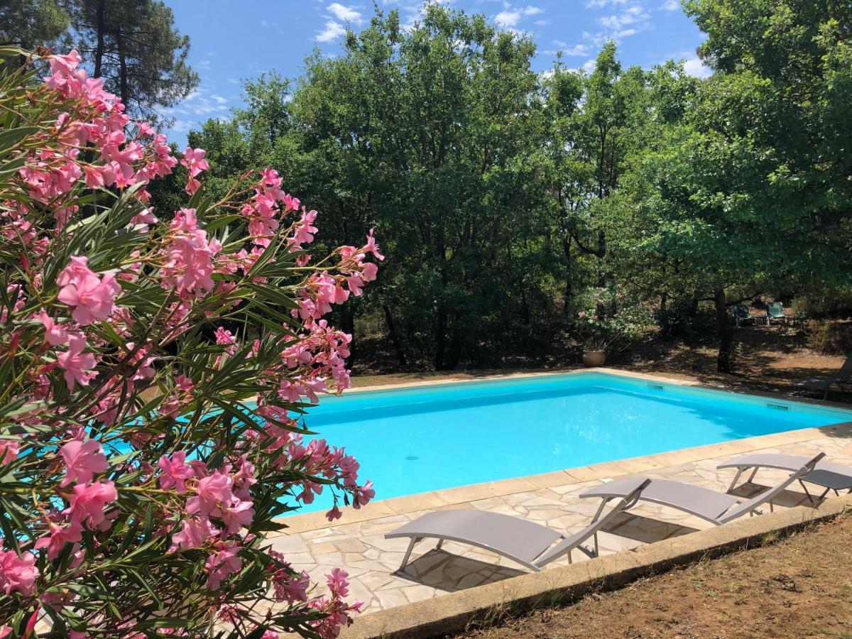 Le Clos Des Cigales Roussillon  Exterior photo