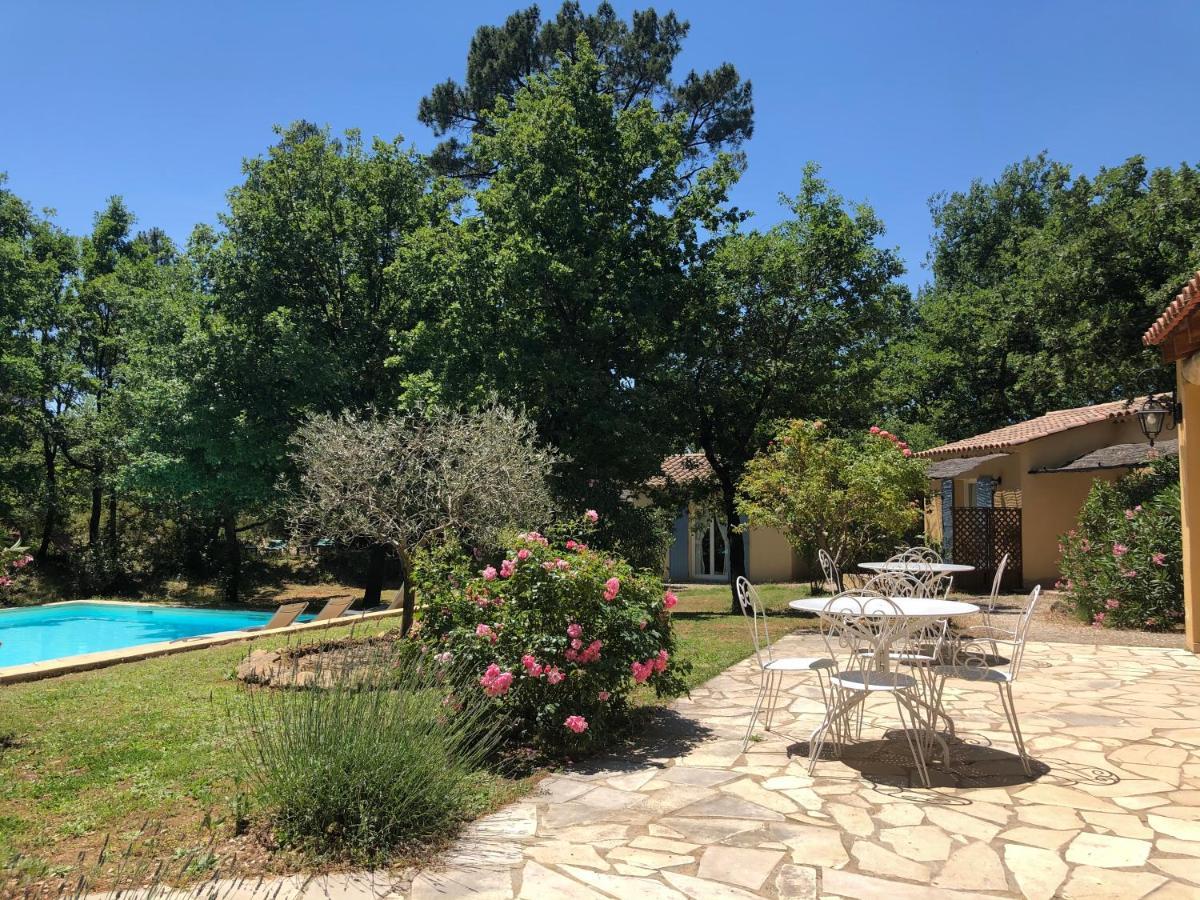 Le Clos Des Cigales Roussillon  Exterior photo