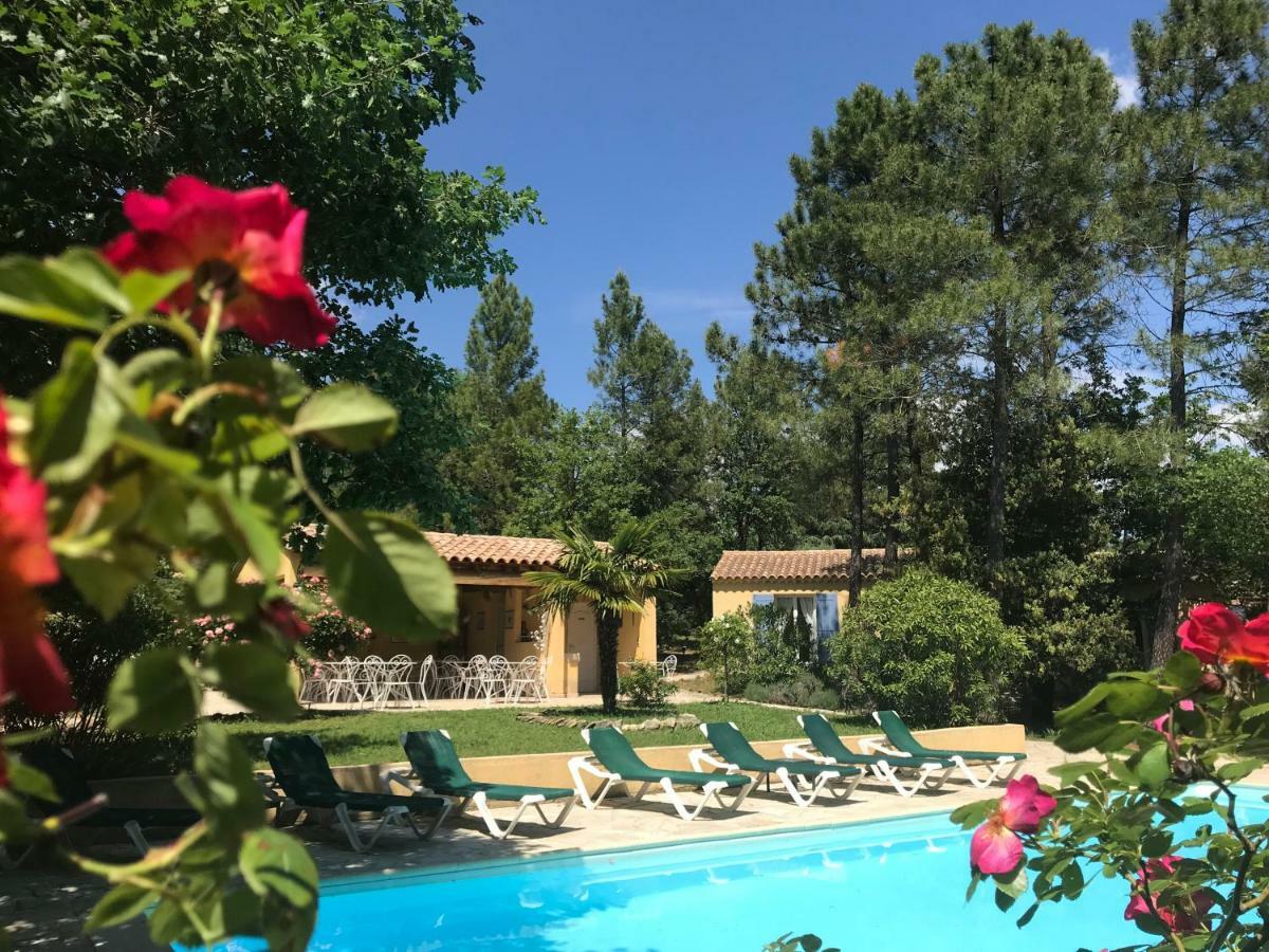 Le Clos Des Cigales Roussillon  Exterior photo