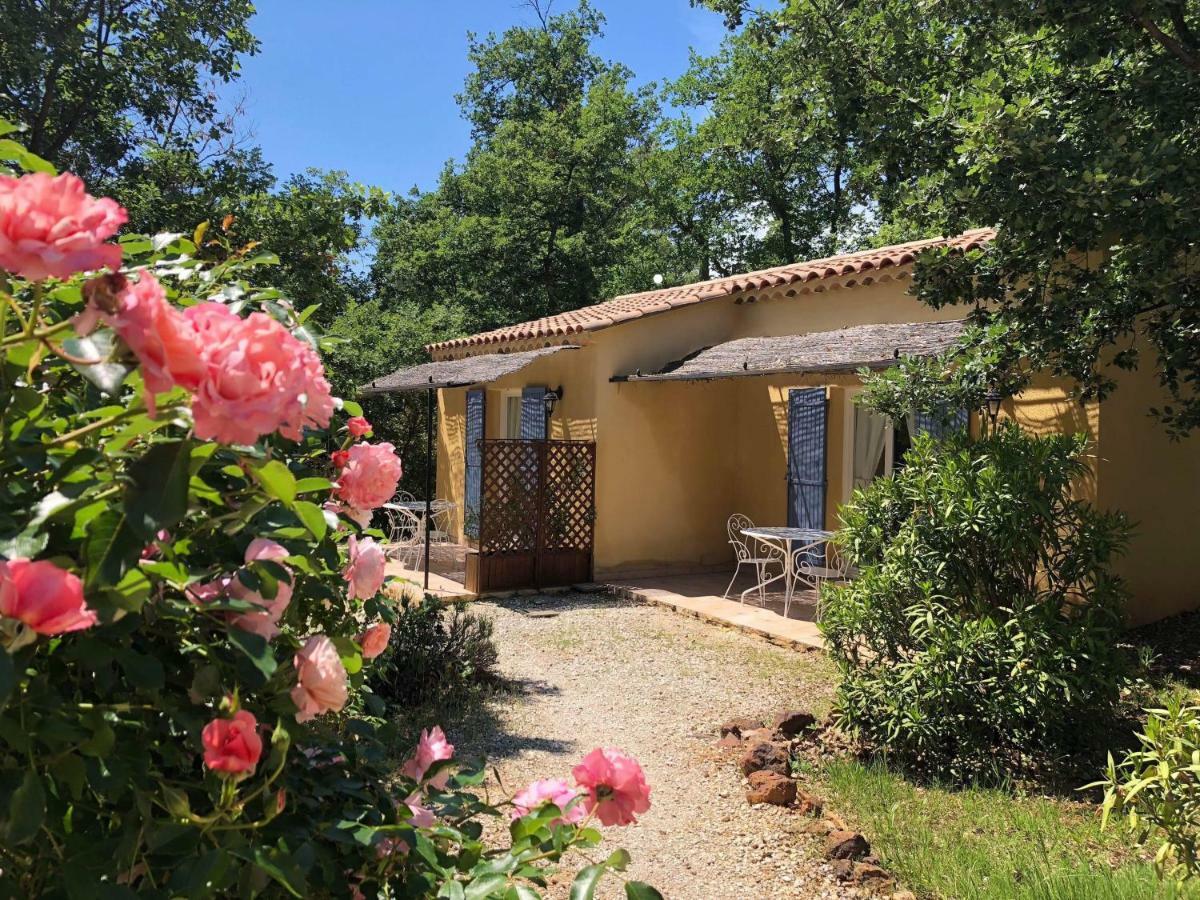 Le Clos Des Cigales Roussillon  Exterior photo
