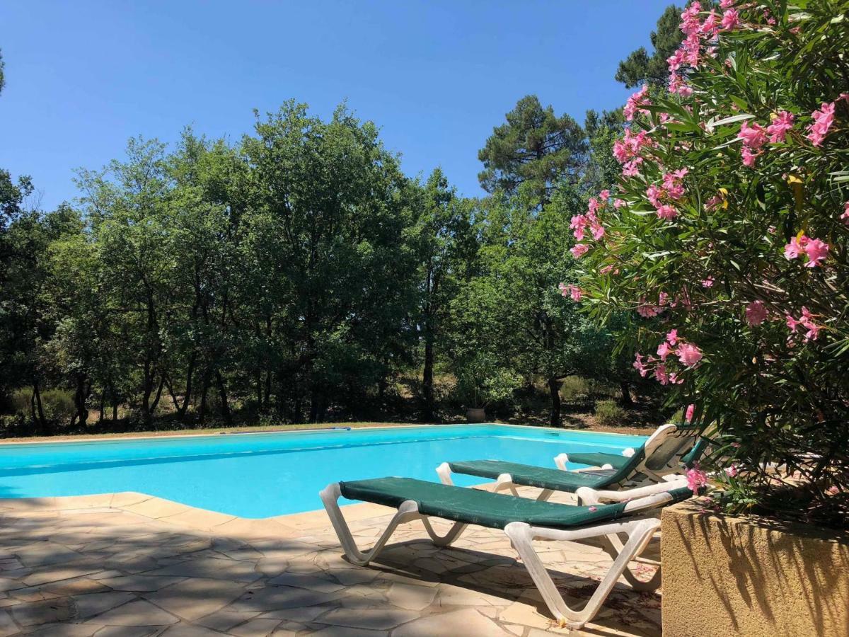 Le Clos Des Cigales Roussillon  Exterior photo
