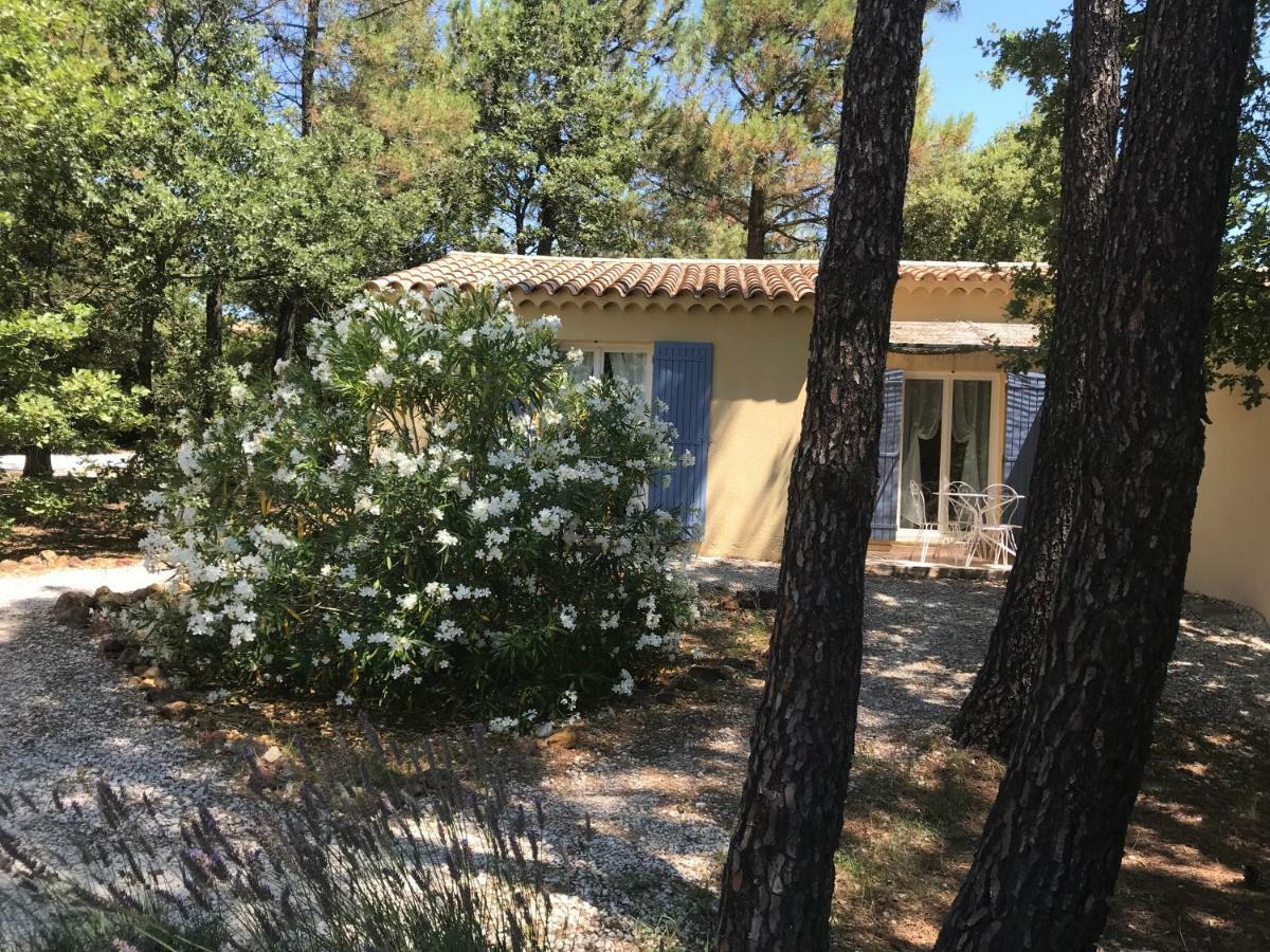 Le Clos Des Cigales Roussillon  Exterior photo