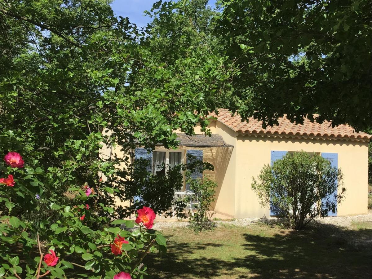 Le Clos Des Cigales Roussillon  Exterior photo